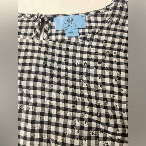 CECE Black and white‎ gingham tie sleeve top size M. - Picture 9 of 11